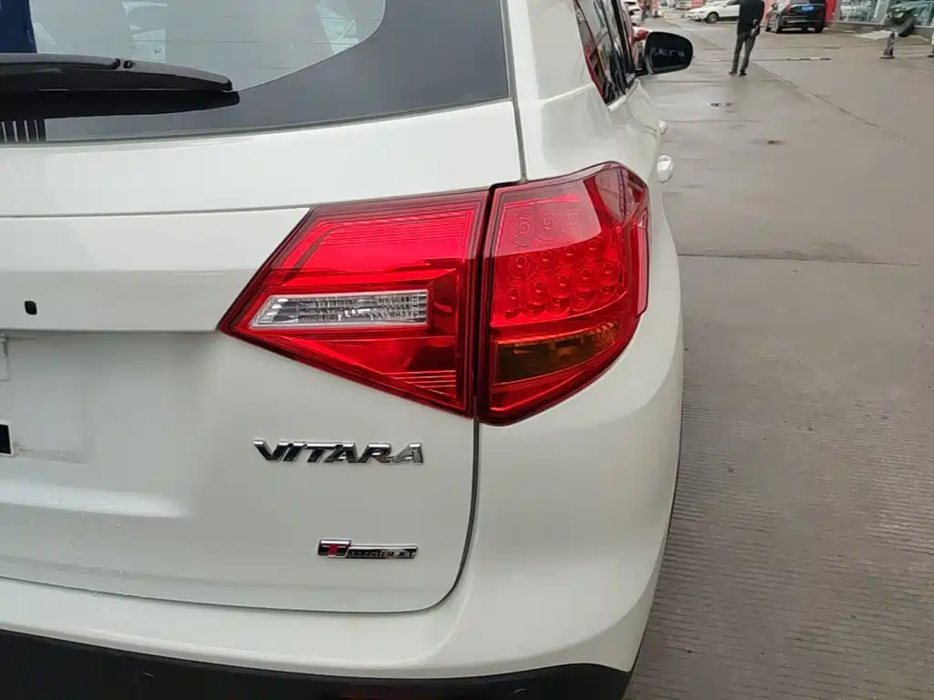 Suzuki Vitara — миниатюра 8