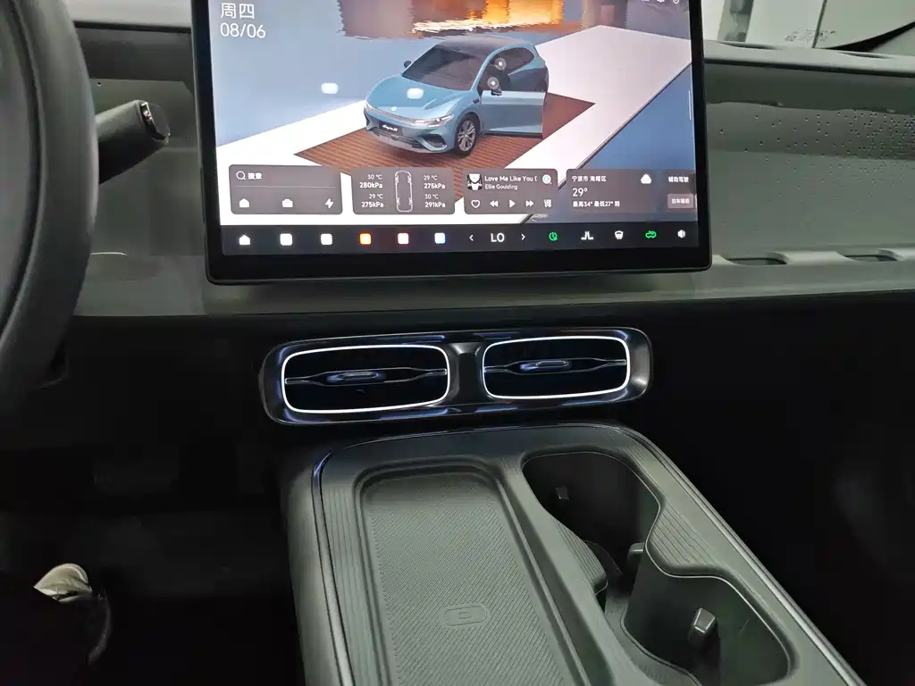 Leapmotor Leapmotor Lafa5 — миниатюра 8