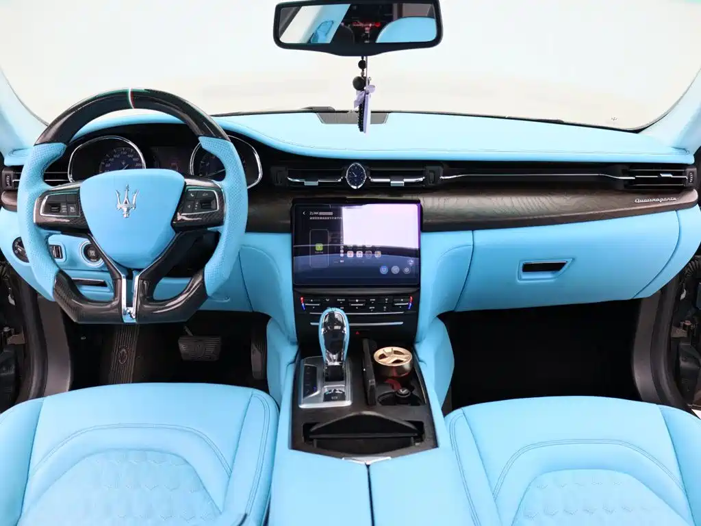 Maserati Quattroporte — миниатюра 13