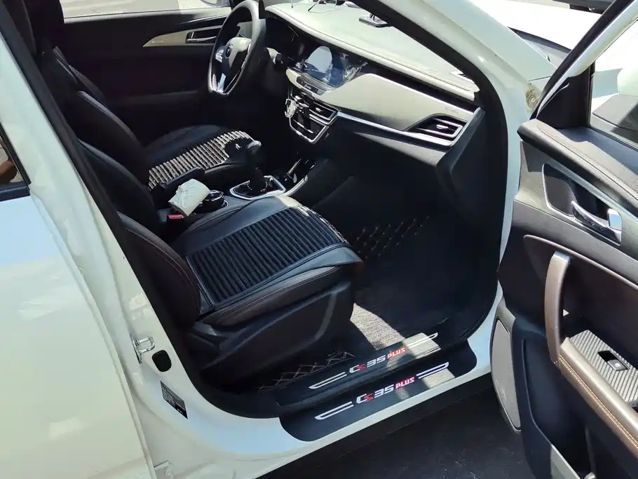 Changan CS35PLUS — миниатюра 8