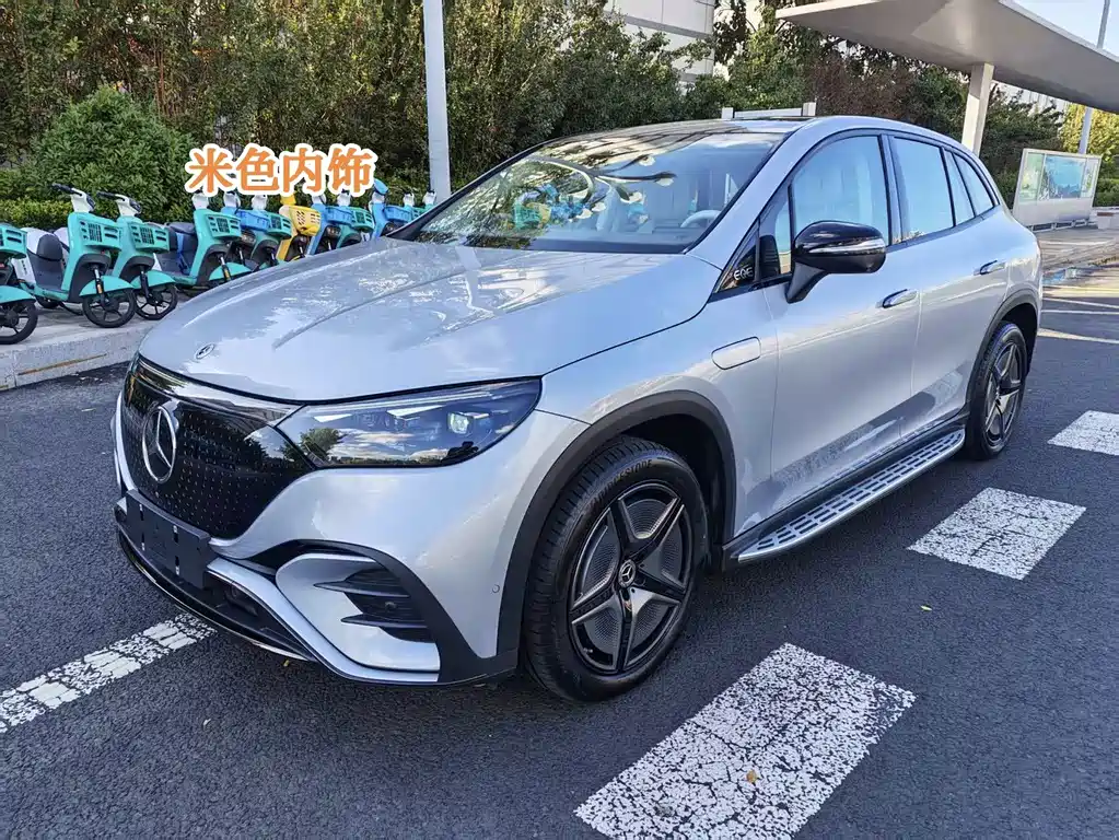 Mercedes-Benz EQE SUV