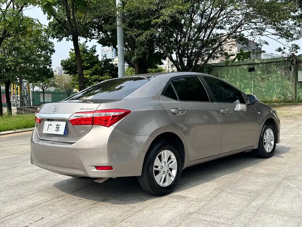 Toyota Corolla — миниатюра 7