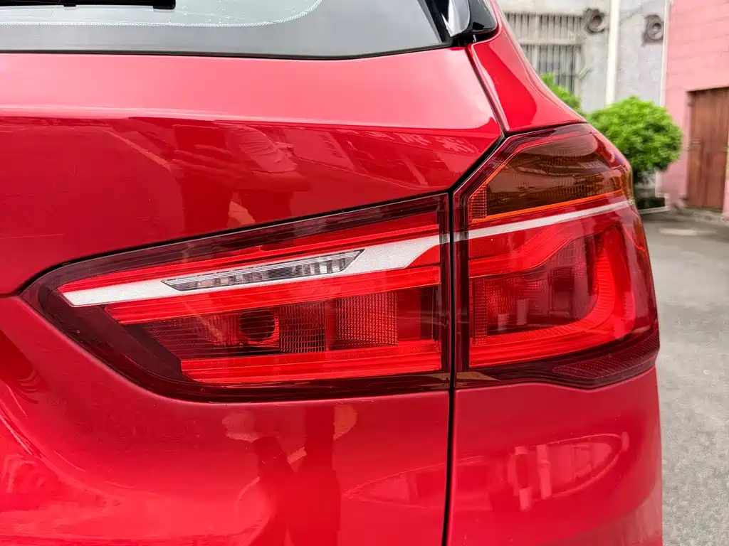 BMW X1 — миниатюра 12