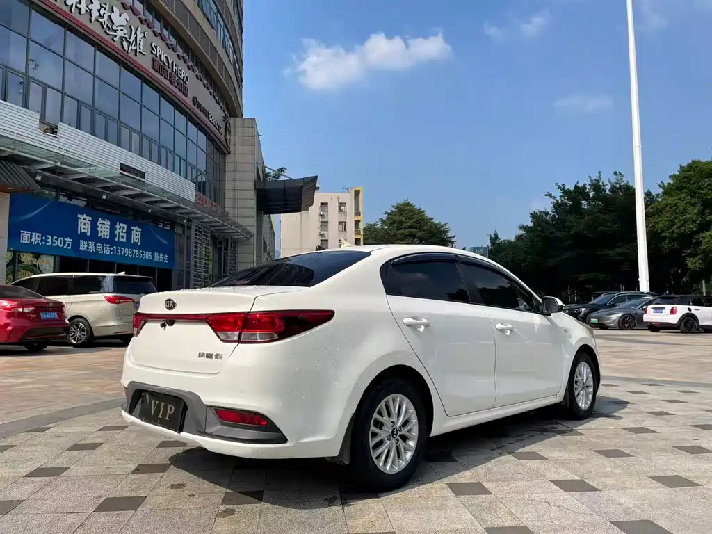 Kia K2 — миниатюра 7