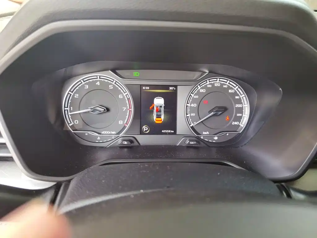 Geely Vision X6 — миниатюра 12