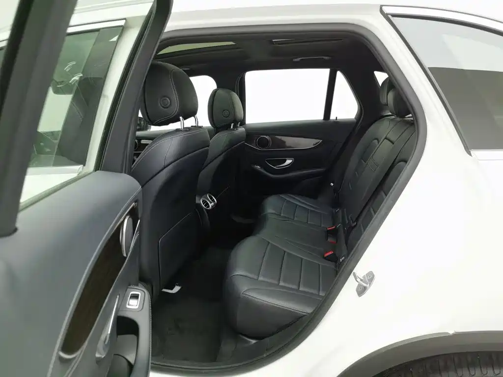Mercedes-Benz GLC — миниатюра 15