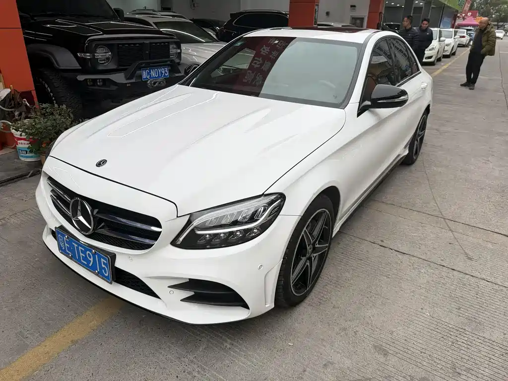 Mercedes-Benz C-Class 2020