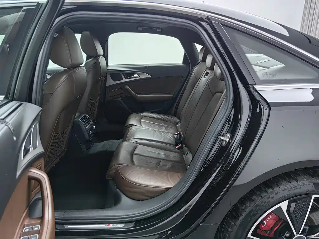Audi A6L — миниатюра 15