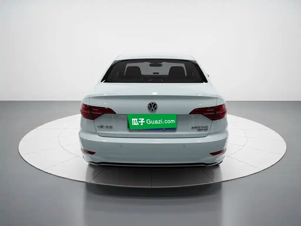 Volkswagen Sagitar — миниатюра 3