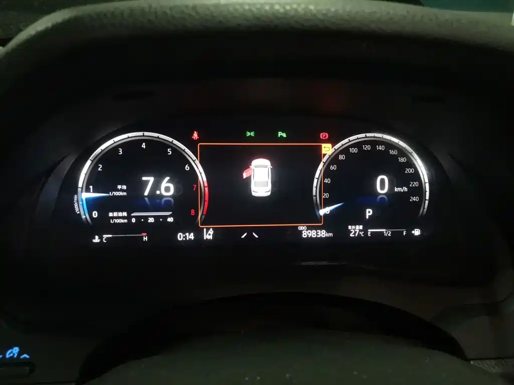 Toyota Camry — миниатюра 7
