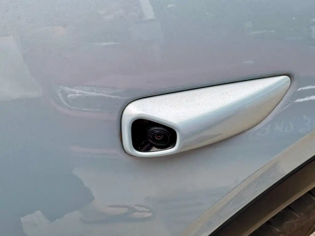 NIO EC6 — миниатюра 33
