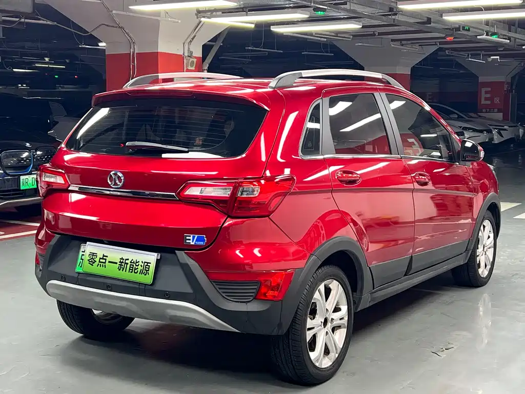 BAIC New Energy EX — миниатюра 10