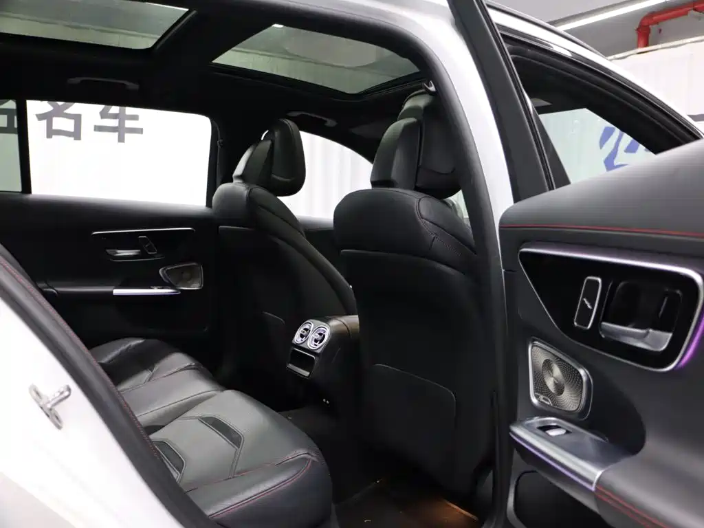 Mercedes-Benz C-Class AMG — миниатюра 24