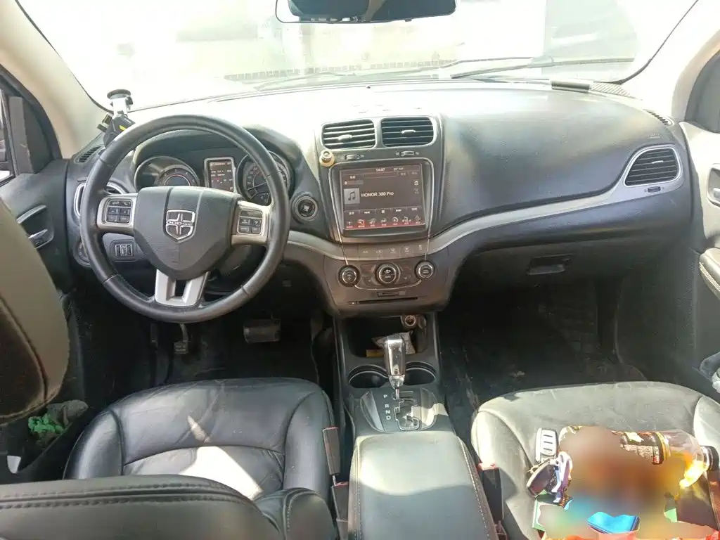 Dodge Journey — миниатюра 5