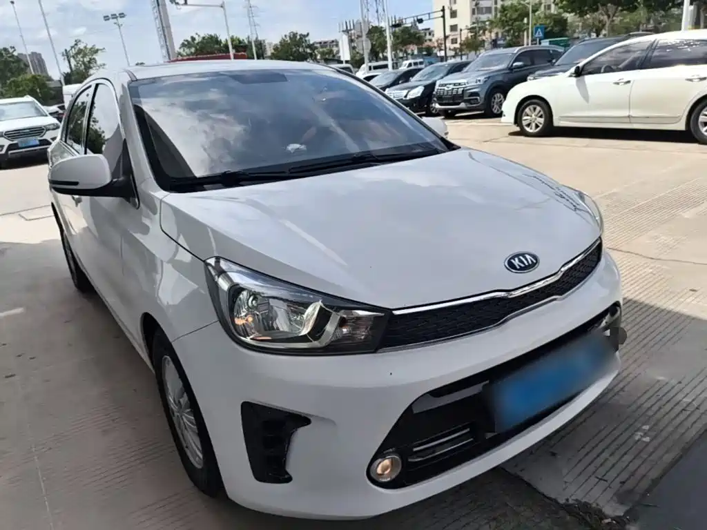 Kia Huanchi — миниатюра 4