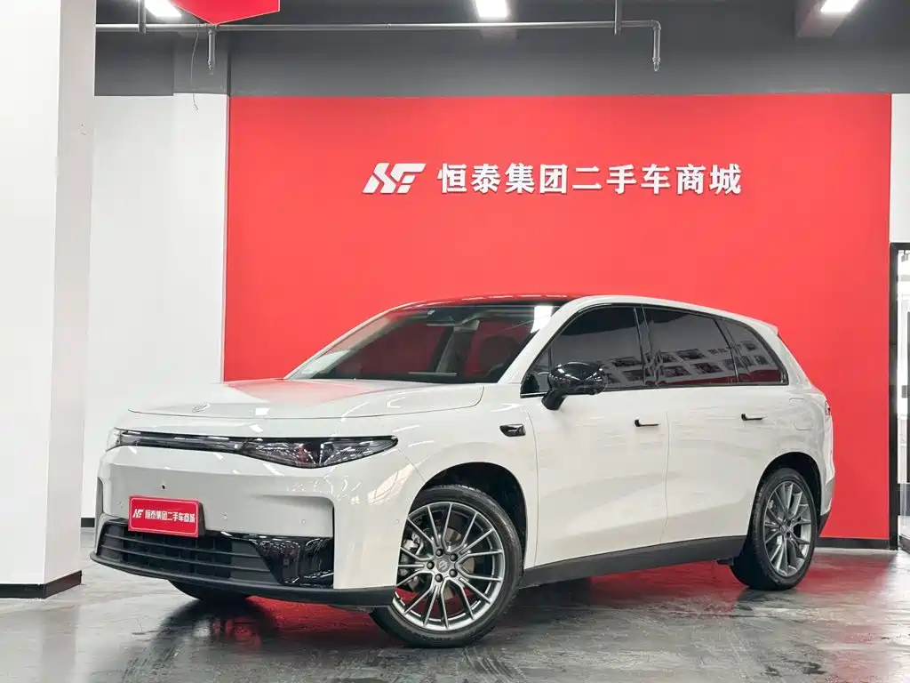Leapmotor C10
