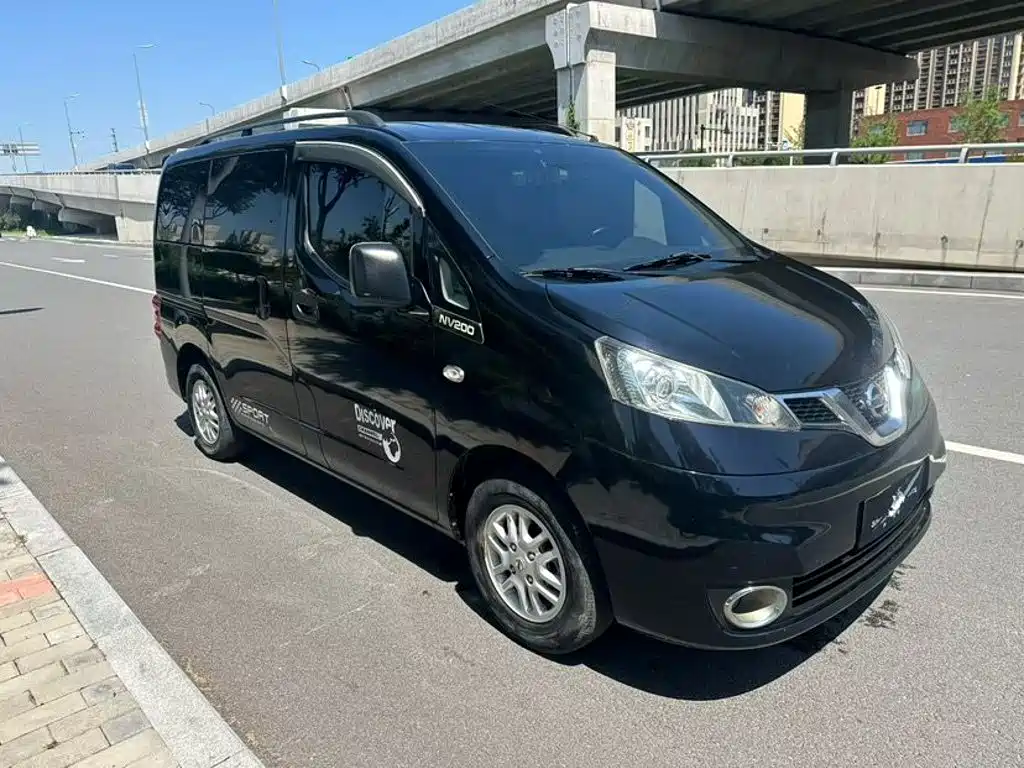 Nissan NV200 — миниатюра 3