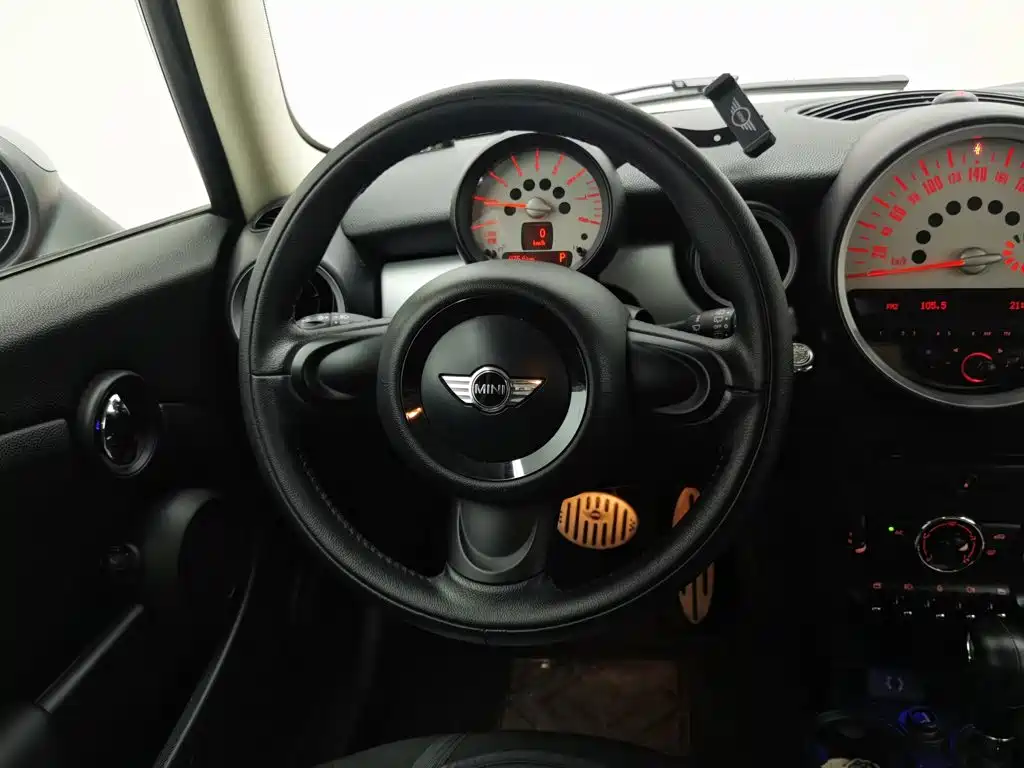 MINI Mini Clubman — миниатюра 11
