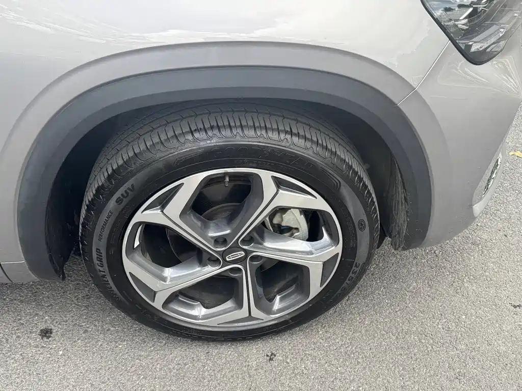 Geely Xingyue L — миниатюра 17