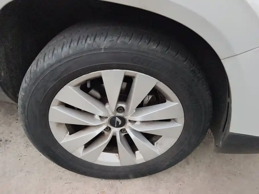 Jetta VS7 — миниатюра 6