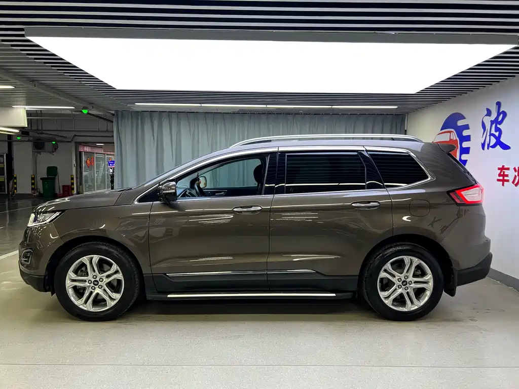 Ford Edge 2015 2.0T GTDi