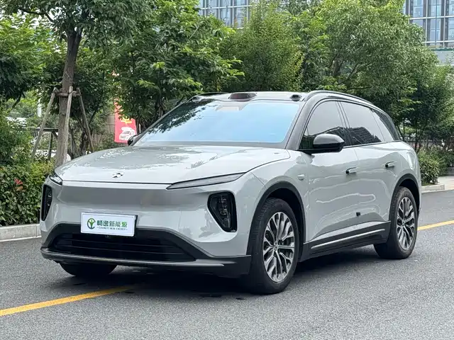 2024 Nio ES6