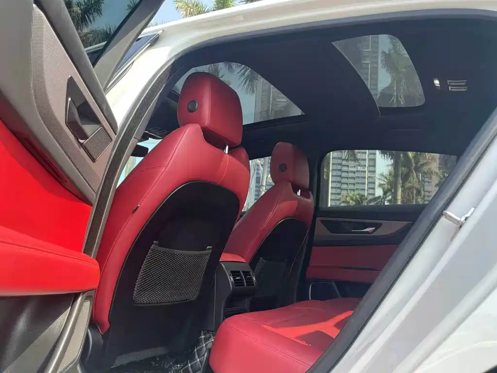 Jaguar XEL — миниатюра 13