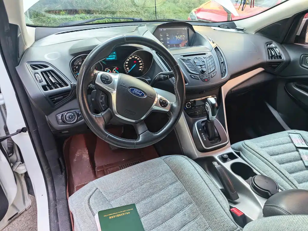 Ford Kuga — миниатюра 2
