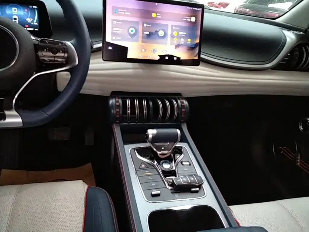 BYD Yuan Plus — миниатюра 14