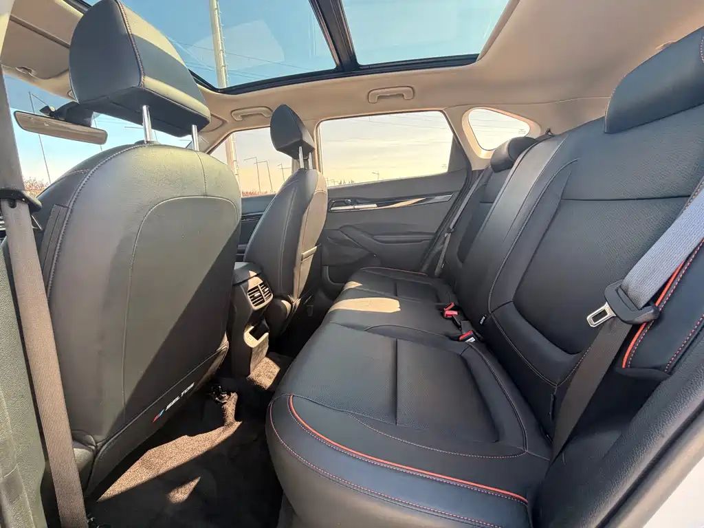 Kia Seltos — миниатюра 10