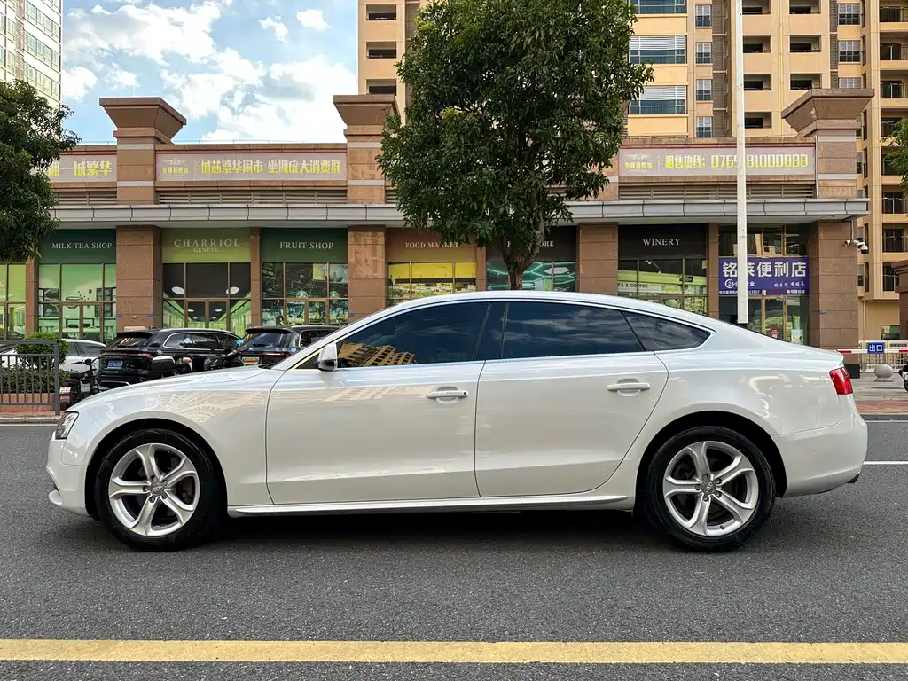 Audi A5 (Import) — миниатюра 6