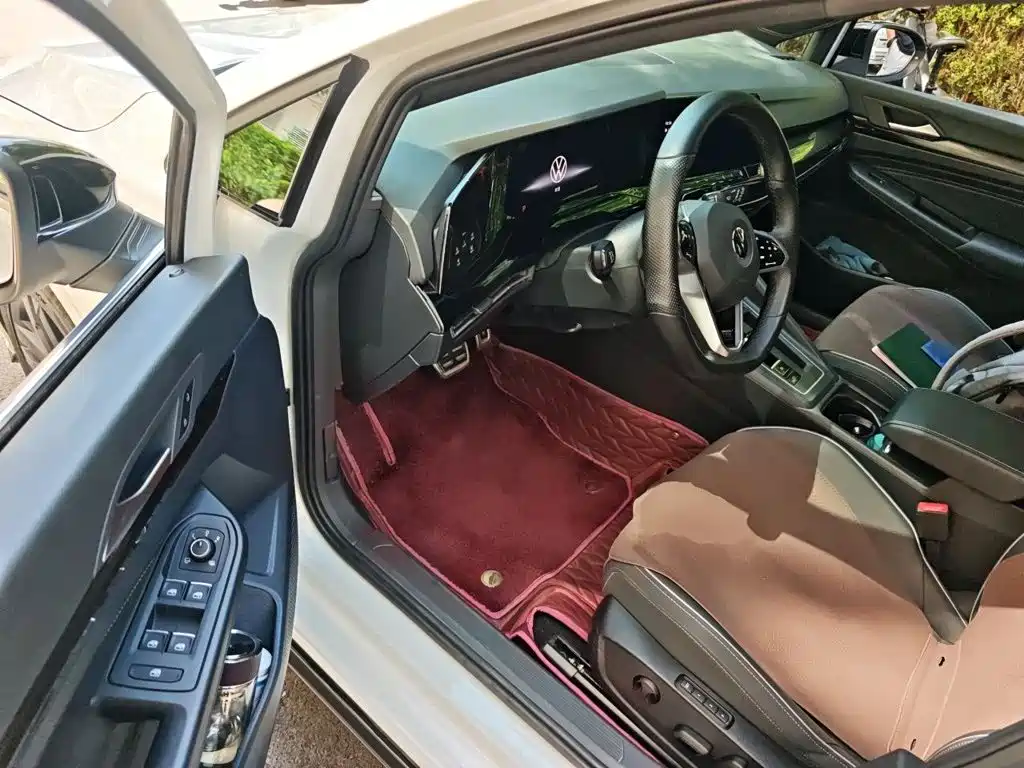 Volkswagen Golf — миниатюра 12