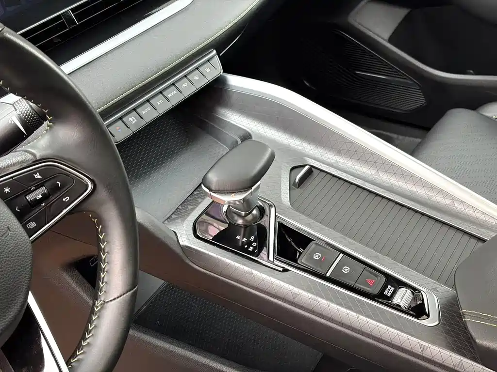 Geely Xingrui — миниатюра 10