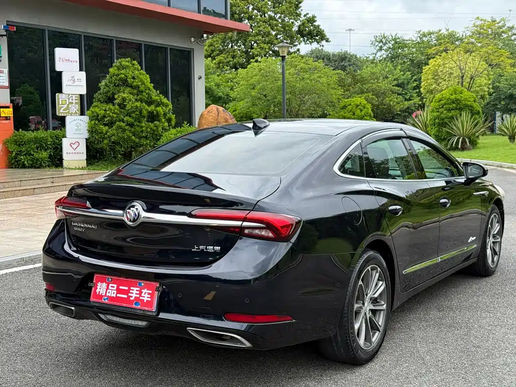 Buick LaCrosse — миниатюра 4