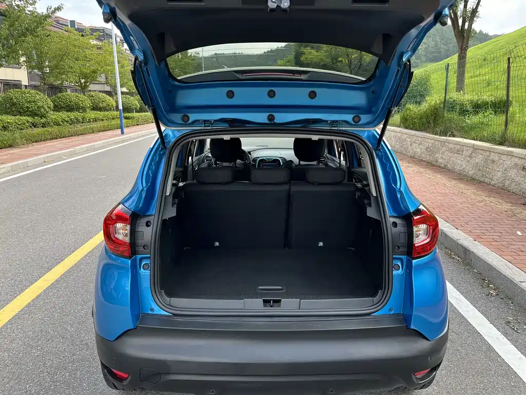 Renault Captur — миниатюра 25