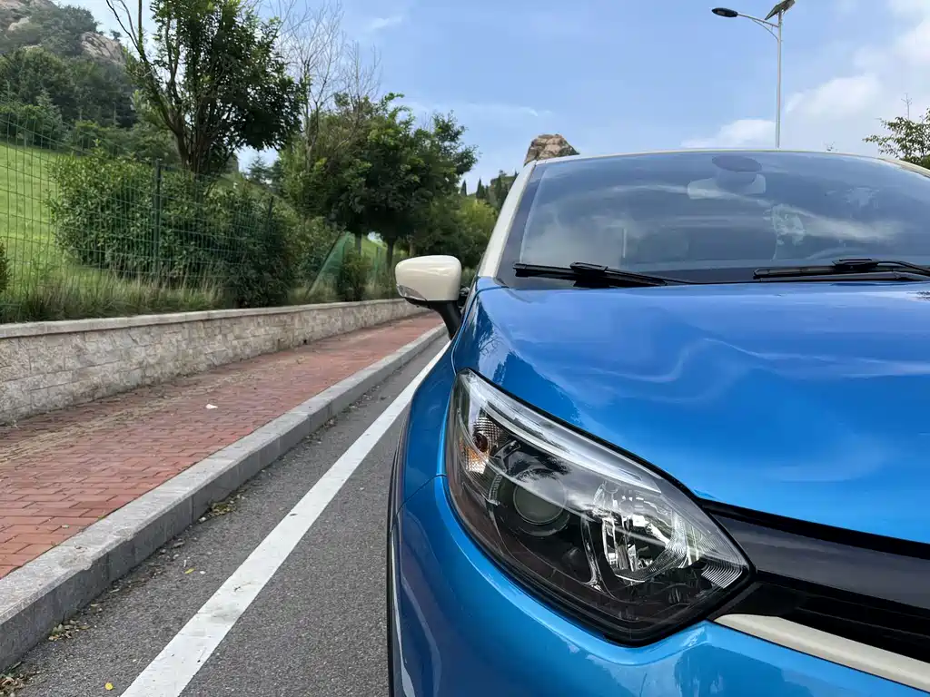 Renault Captur — миниатюра 30