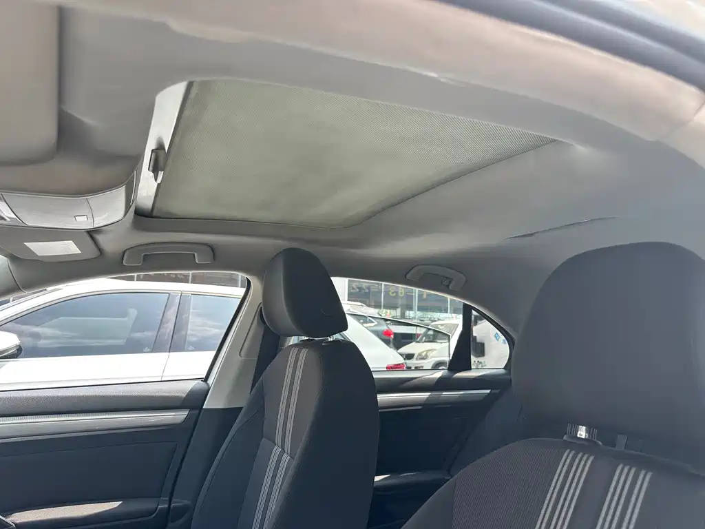 Volkswagen Lamando — миниатюра 4