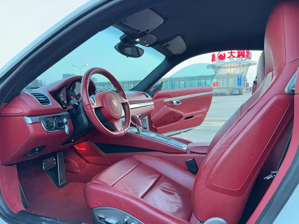 Porsche Cayman — миниатюра 10