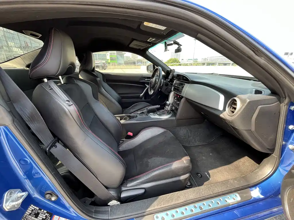 Subaru BRZ — миниатюра 8