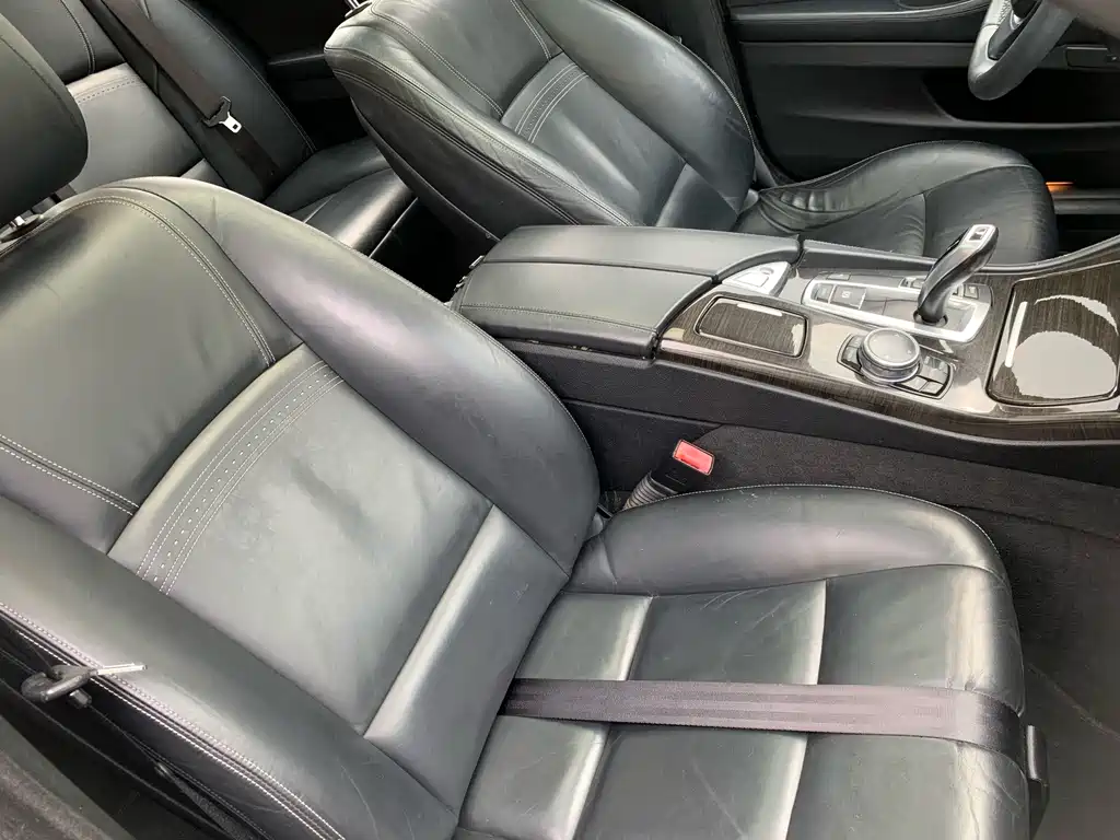 BMW 5 Series — миниатюра 25