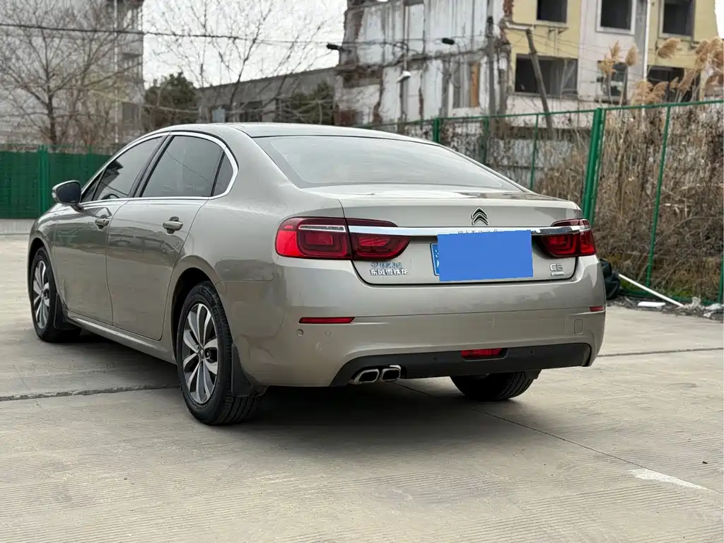Citroen C6 — миниатюра 4