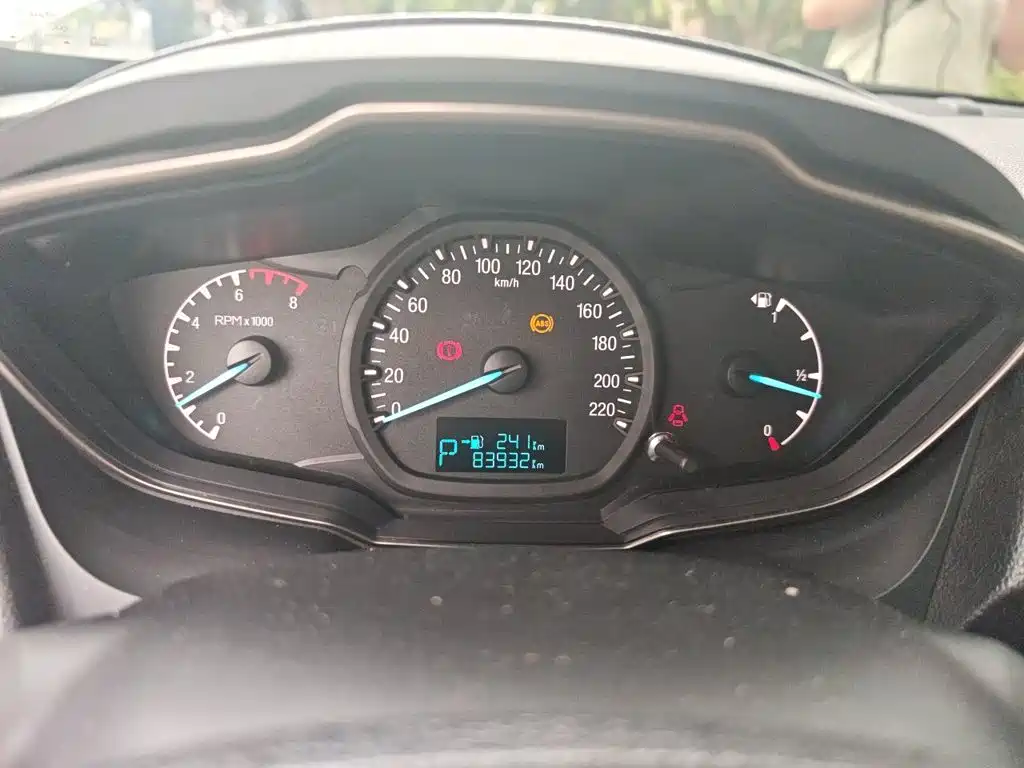Ford Escort — миниатюра 7