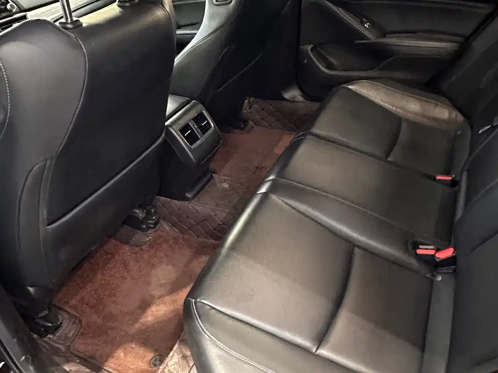Honda Accord - фото 8