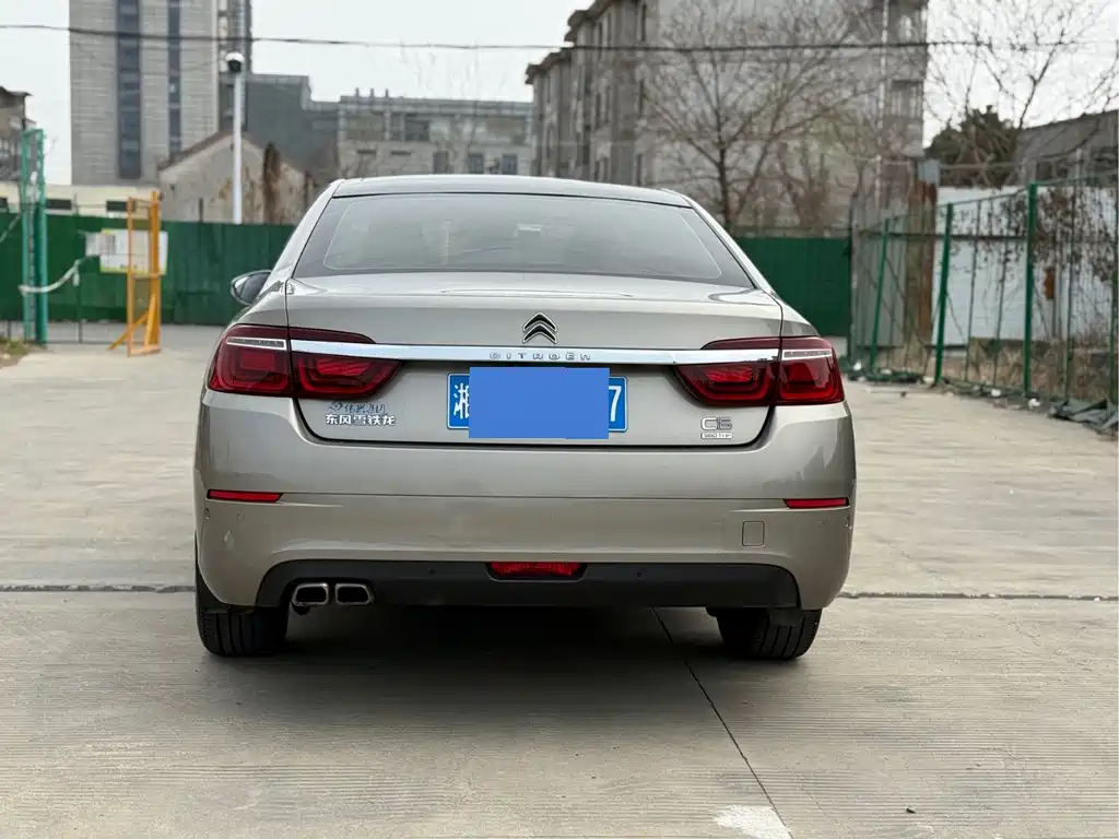 Citroen C6 — миниатюра 5