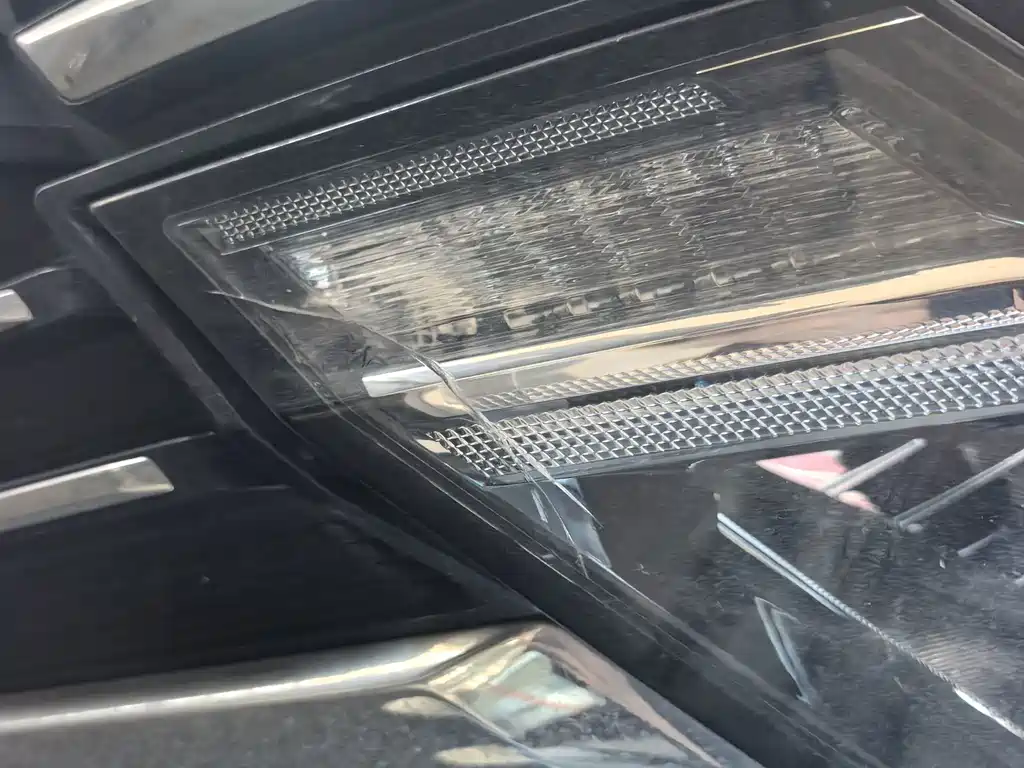 Wuling Jiachen — миниатюра 11