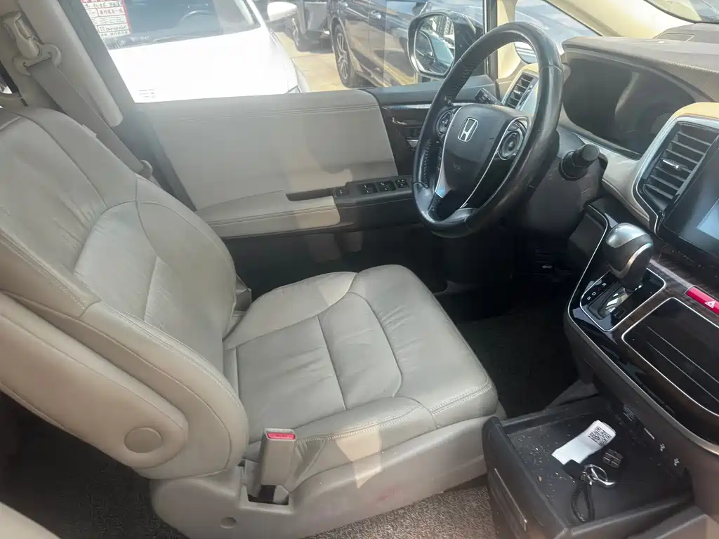 Honda Odyssey — миниатюра 6