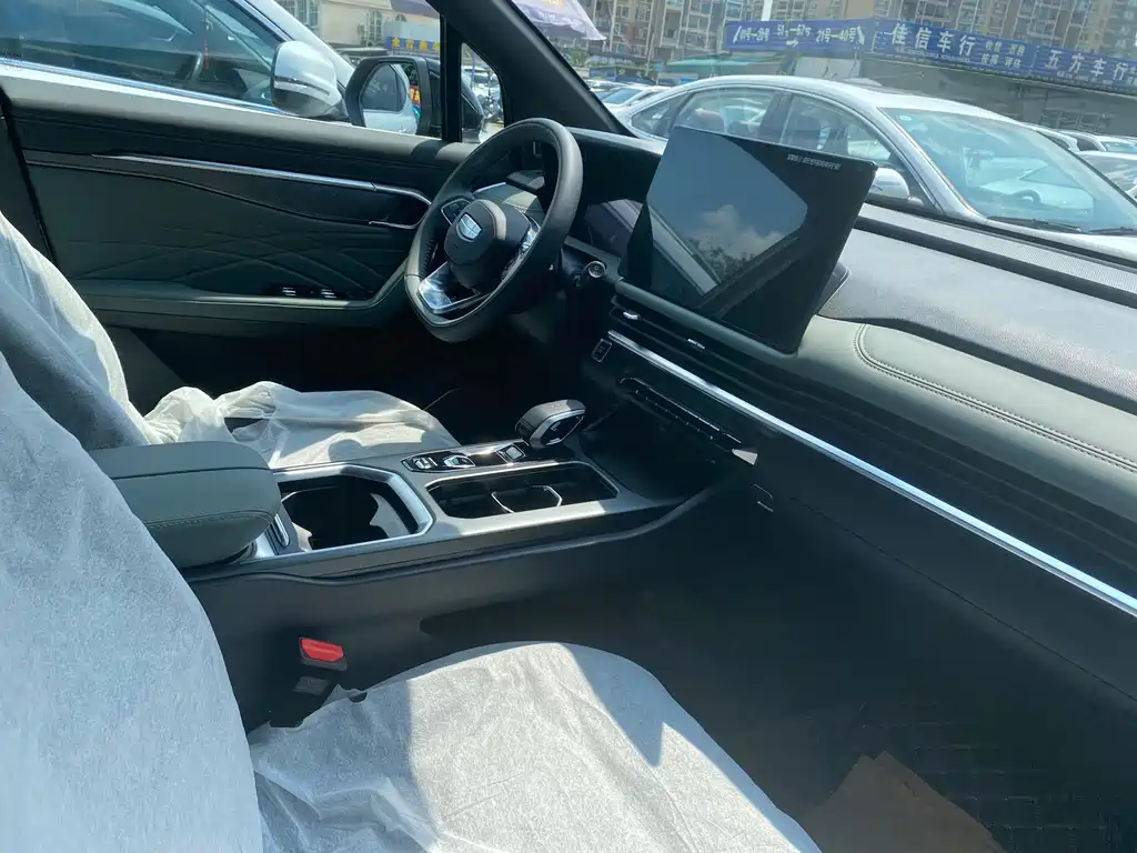 Geely Haoyue L — миниатюра 14
