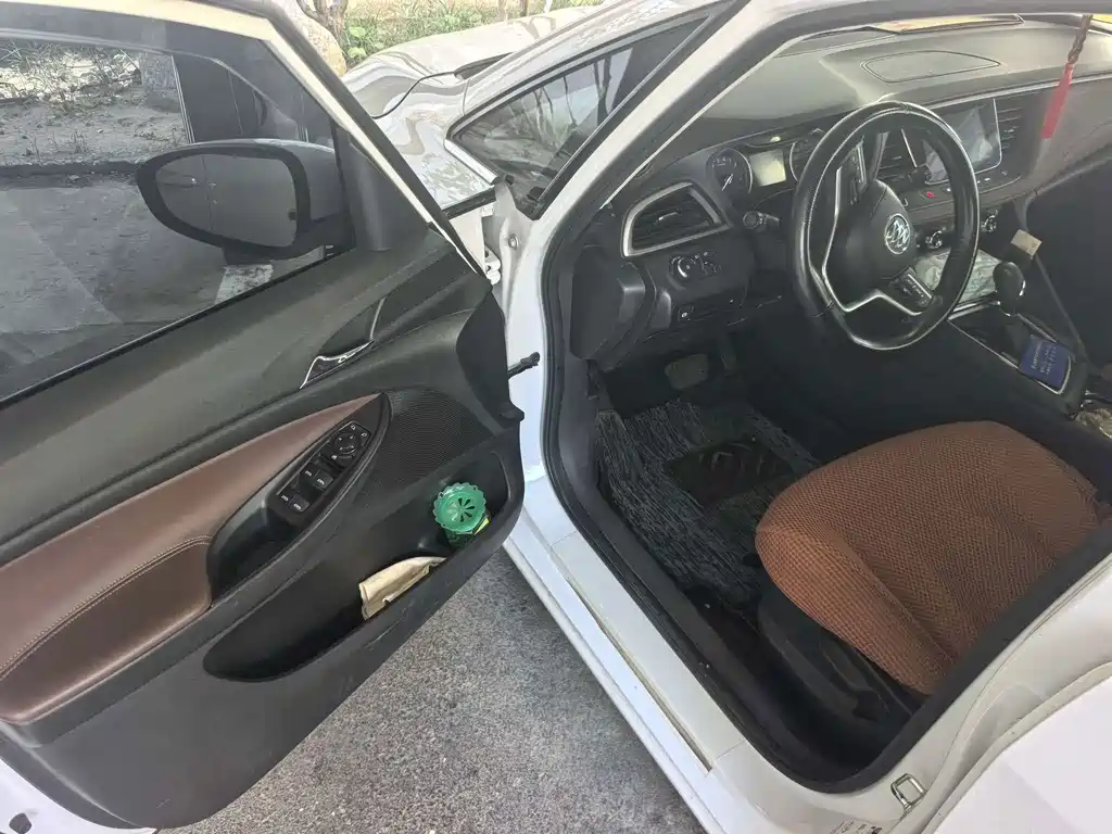 Buick GL6 — миниатюра 4