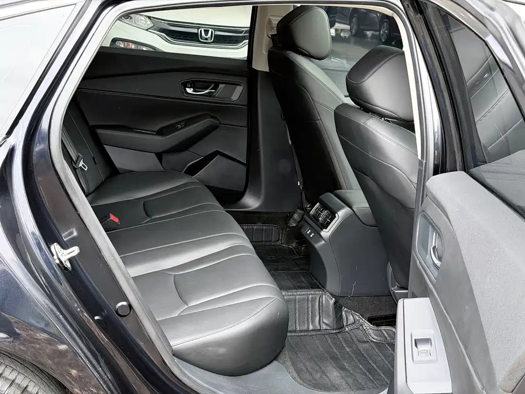 Honda Accord — миниатюра 10