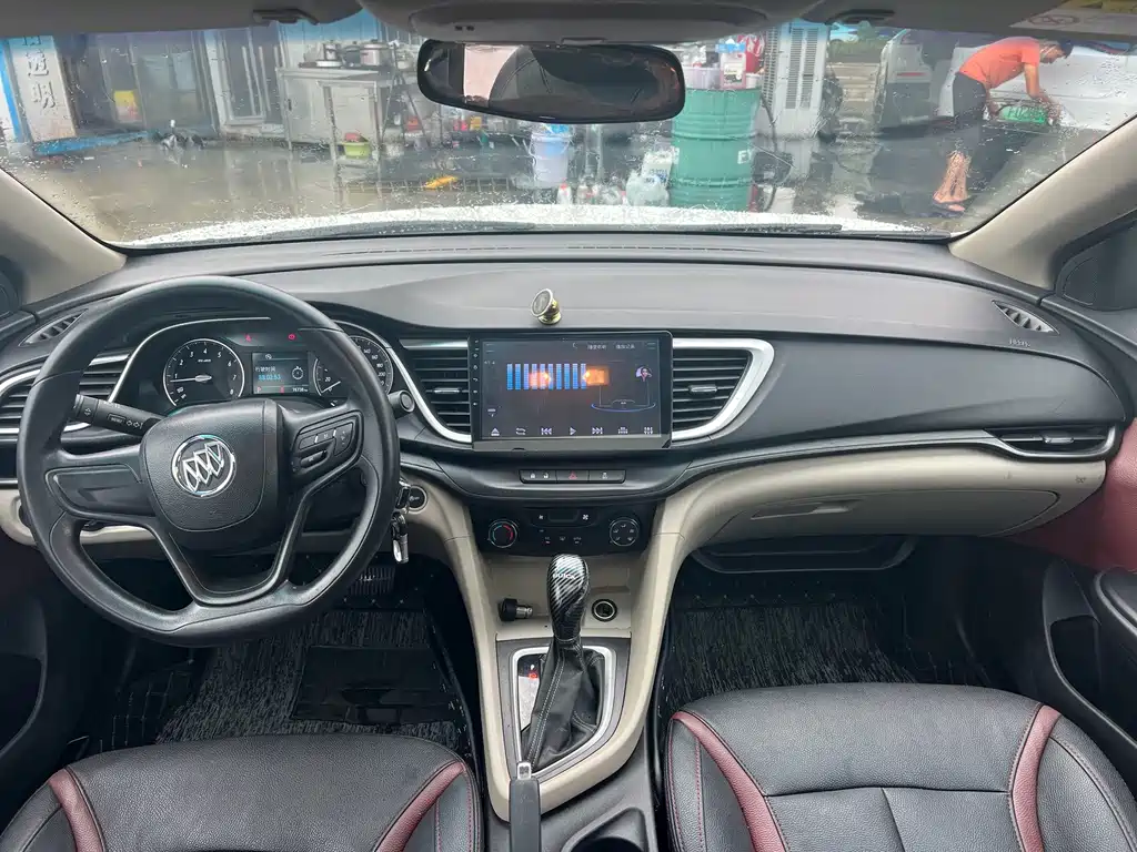 Buick Excelle — миниатюра 7